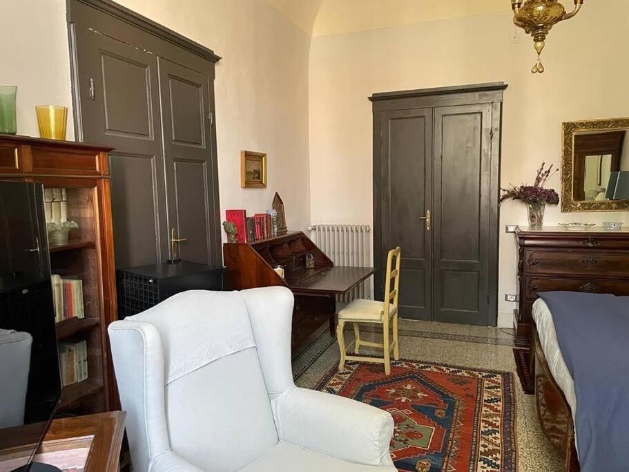 Villa Anselmi - Arteindiretta Ливорно Экстерьер фото